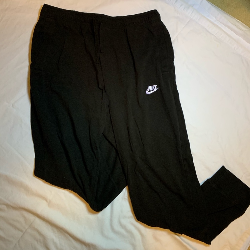 Black nike sweatpants